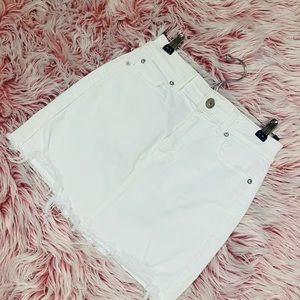 White American Eagle Next Level Stretch High Rise Mini Skirt